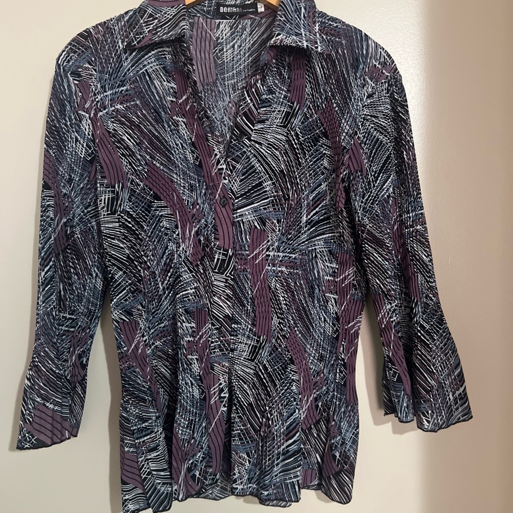 Domani Abstract Patterned Shirt in Purple and Black